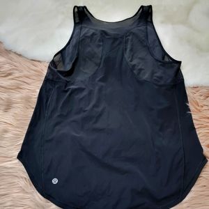 lululemon tank mesh and black size 6
